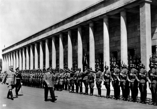 Adolf Hitler in front of the Haus der Deutschen Kunst at his arrival for the opening of the great German art exhibition in Munich
